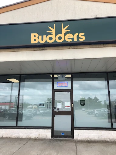 Budders store front