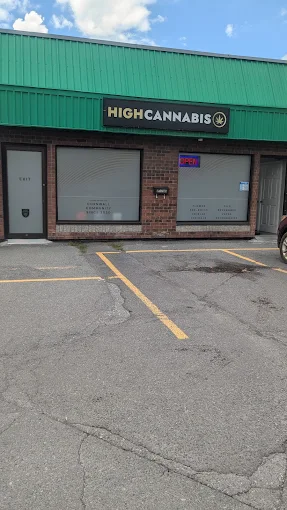 HIGH CANNABIS 17305 store front