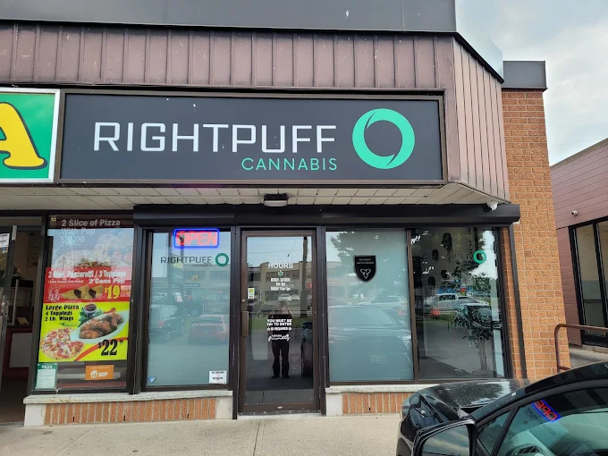 Rightpuff Cannabis - Rightpuff Cannabis - Commissioners store front