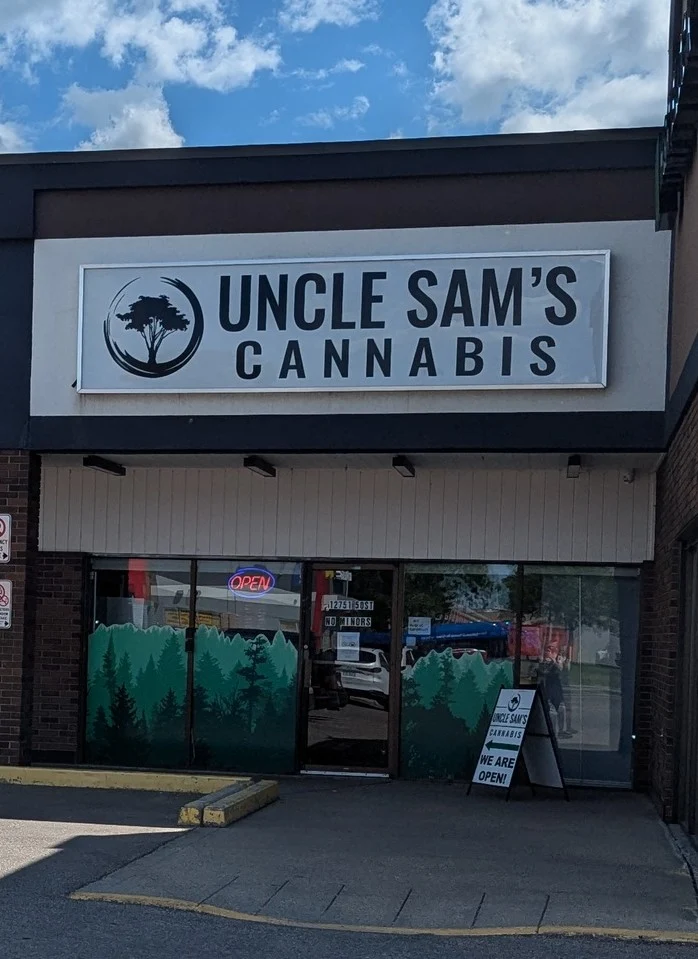 Pop's Cannabis Co. - Pop's Cannabis Co. - Edmonton Hermitage store front