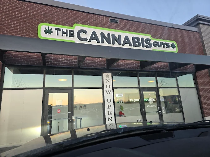 The Cannabis Guys - The Cannabis Guys - Brampton/Mississauga store front