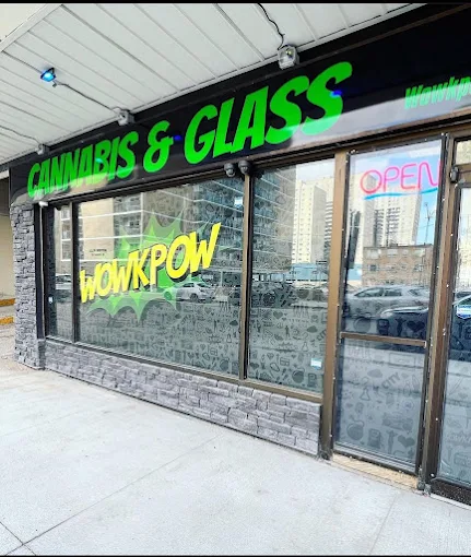 Wowkpow Cannabis & Glass - Wowkpow Cannabis & Glass - Downtown Winnipeg store front