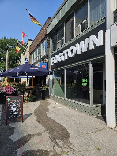 Fogtown - Fogtown Flower - Merton store front