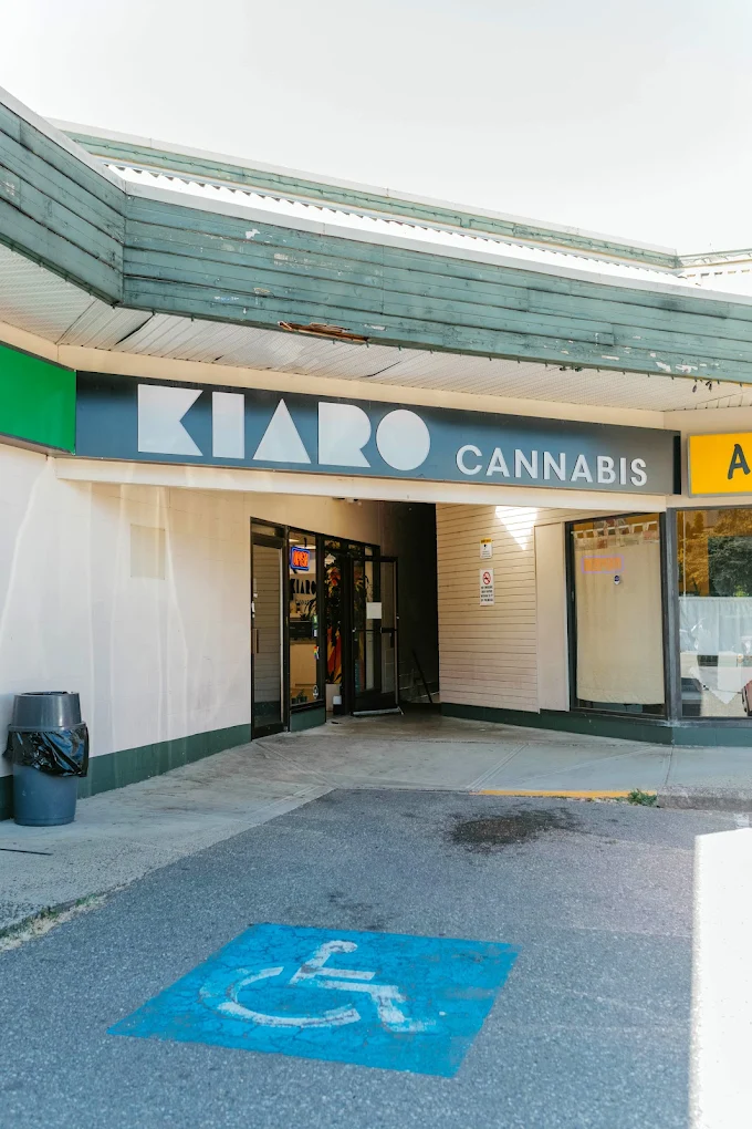 Kiaro Weed - Port Moody store front