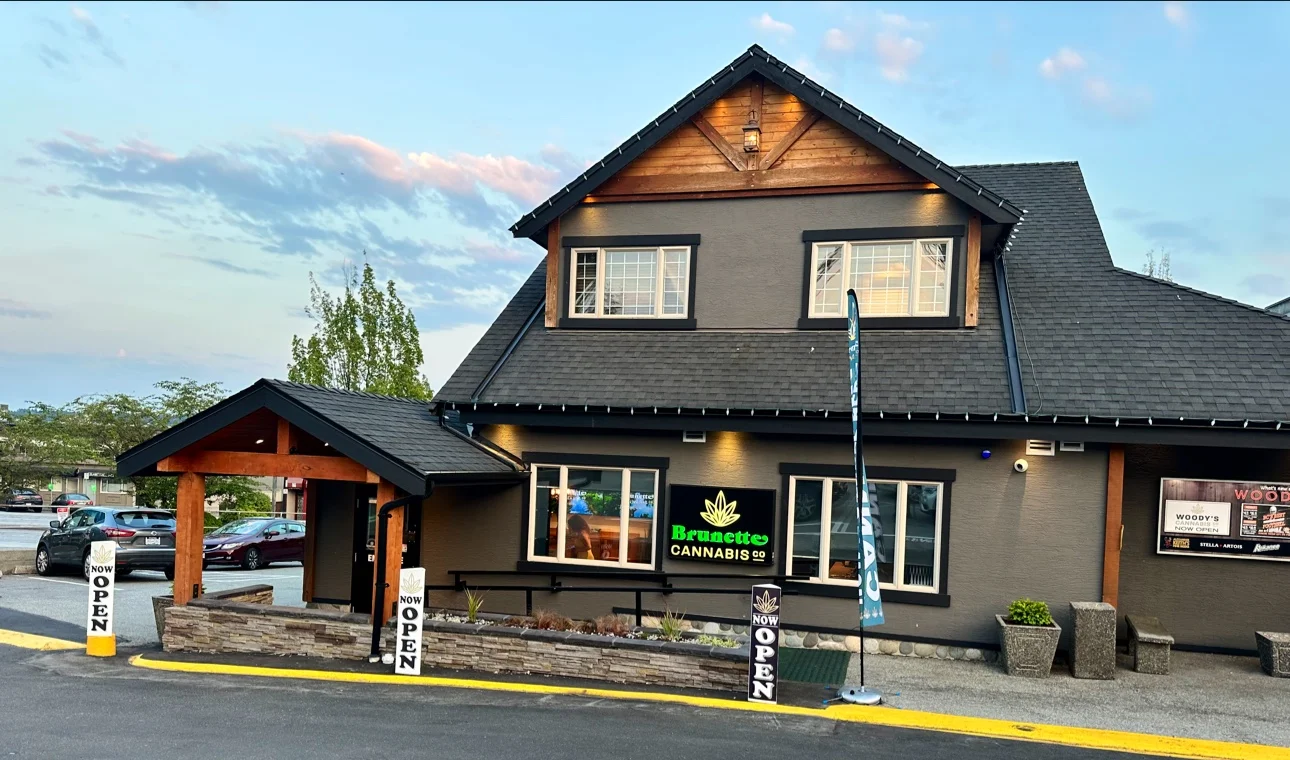 Brunette Cannabis Co. - Brunette Cannabis Co. store front