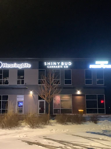 Shinybud Cannabis Co - Shinybud Cannabis Co - Embrun store front