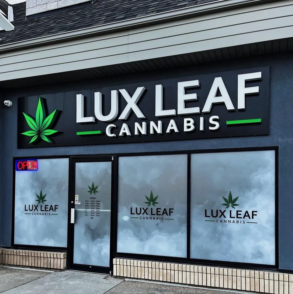 Lux Leaf - Lux Leaf - Calgary NW Panorama Hills store front