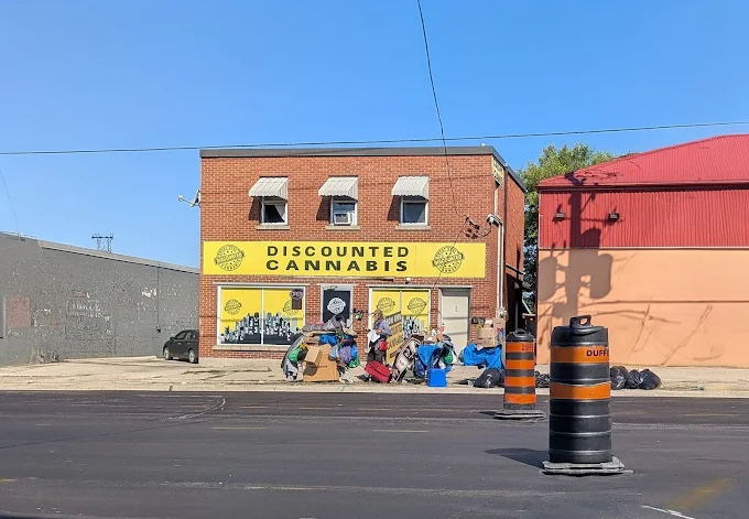 Discounted Cannabis - Discounted Cannabis - London store front