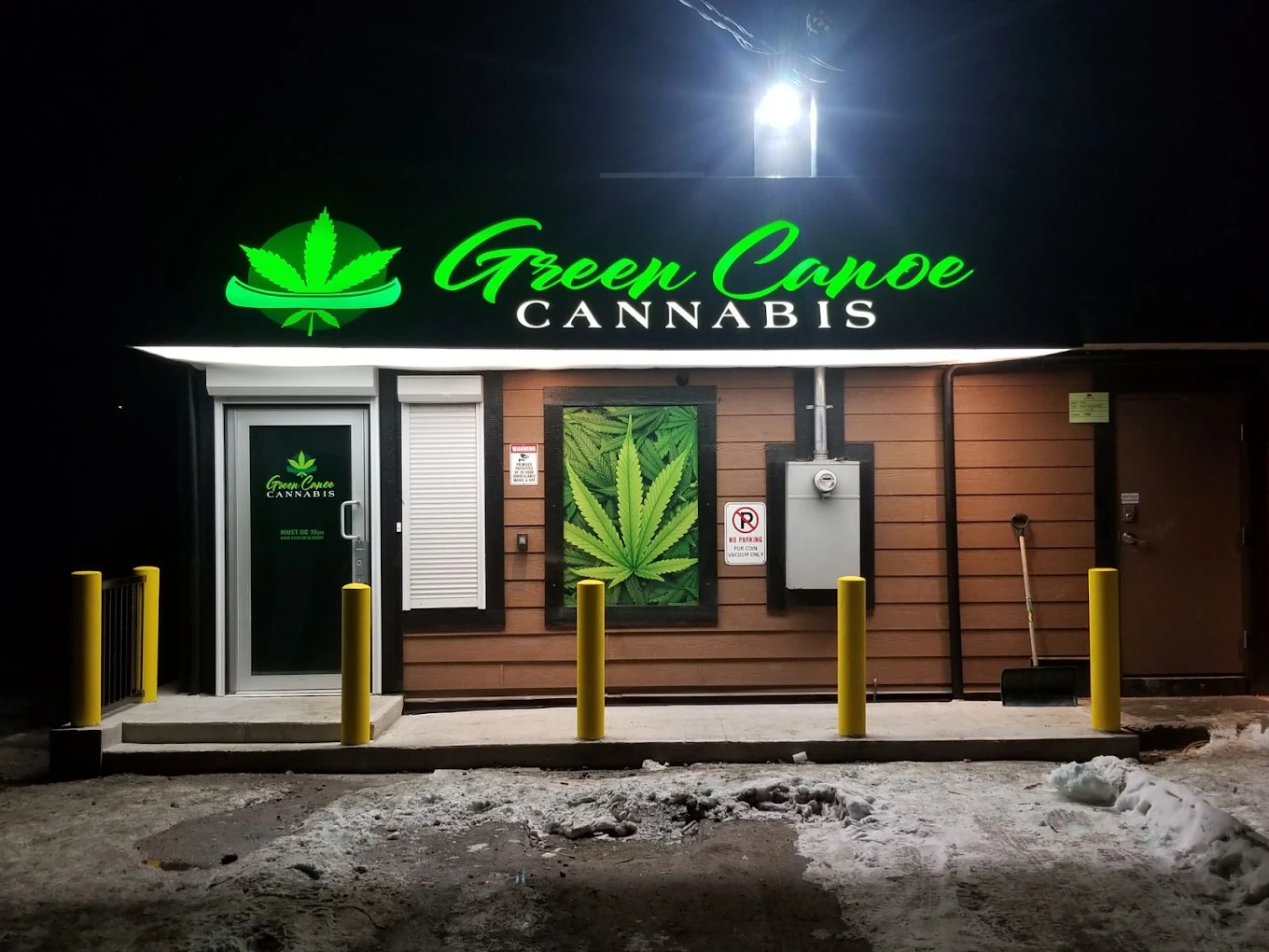 Green Canoe Cannabis - Green Canoe Cannabis store front