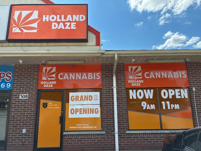 Holland Daze - Holland Daze - Broadway Orangeville store front