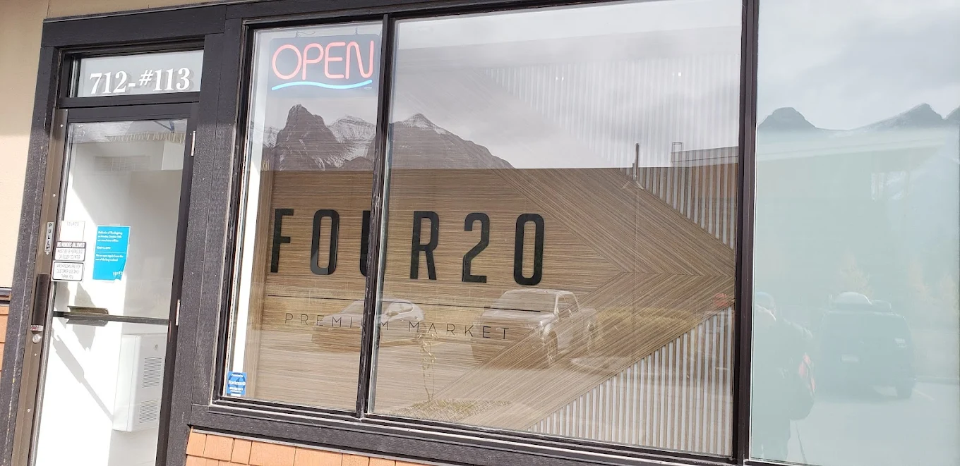 FOUR20 - FOUR20 - Canmore store front