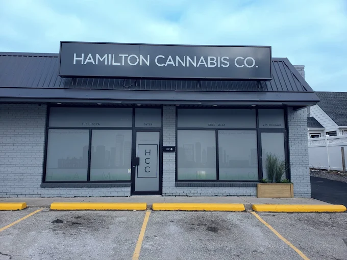 Hamilton Cannabis Co - Hamilton Cannabis Co store front