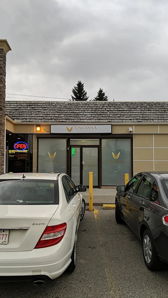 Vincanna Cannabis - Vincanna Cannabis - Calgary store front