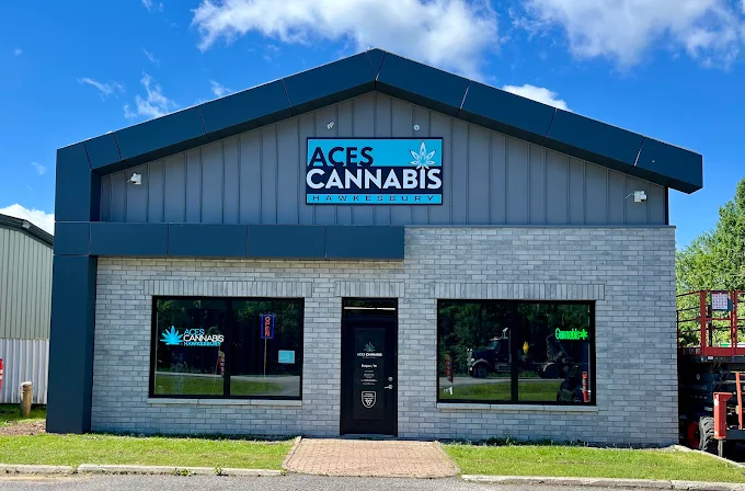 Aces Cannabis - Aces Cannabis - Hawkesbury store front