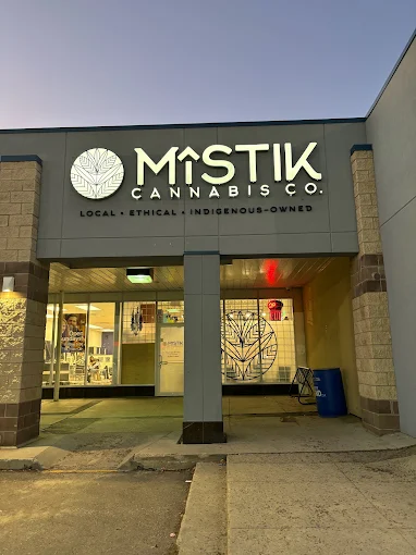 Mistik Cannabis Co. - Mistik Cannabis Co. - Winnipeg store front