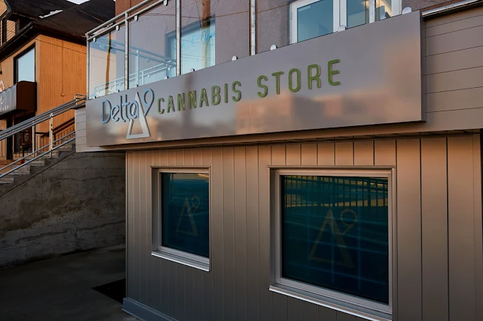 Delta 9 - Delta 9 - Osborne Village store front