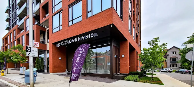 Seven Point Cannabis - Seven Point Cannabis store front