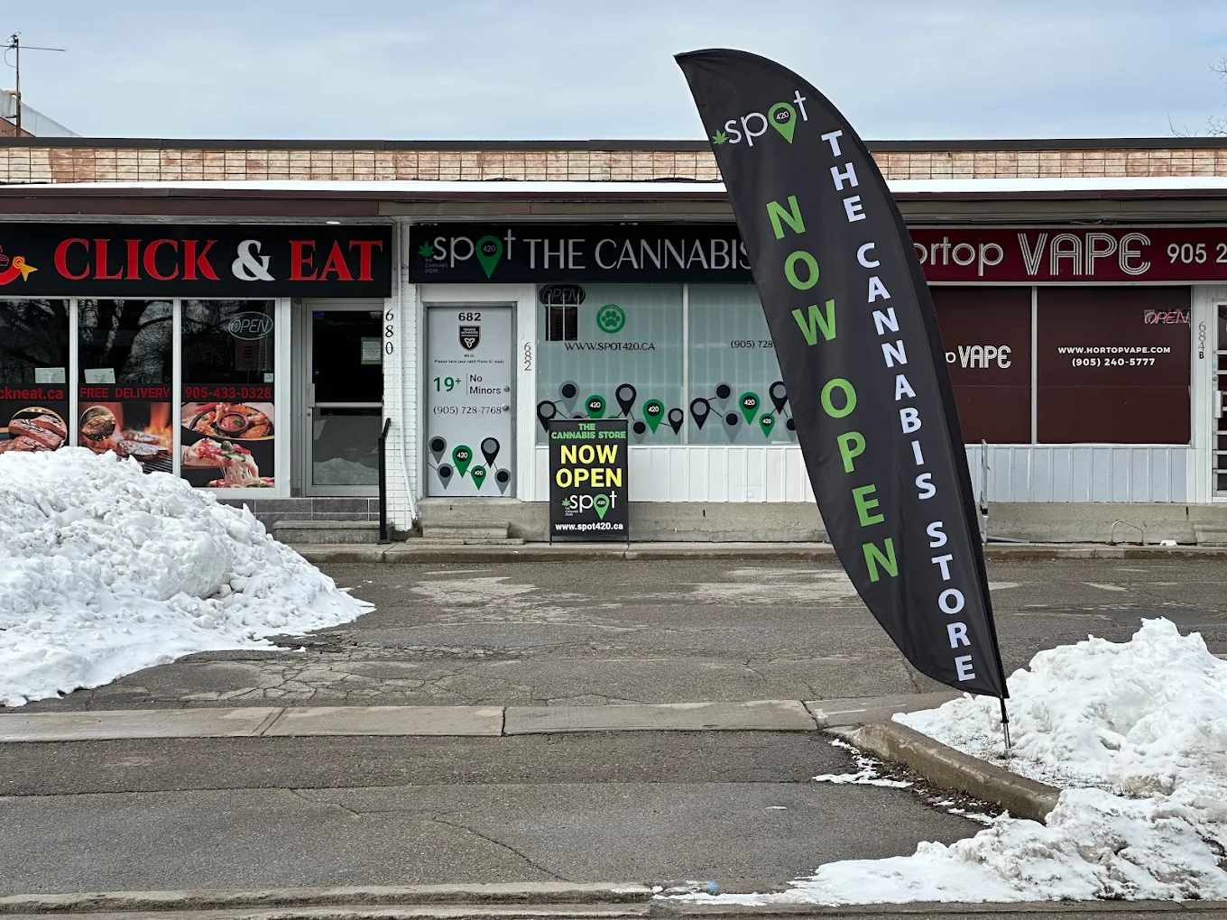 Spot420 - Spot420 - Oshawa store front