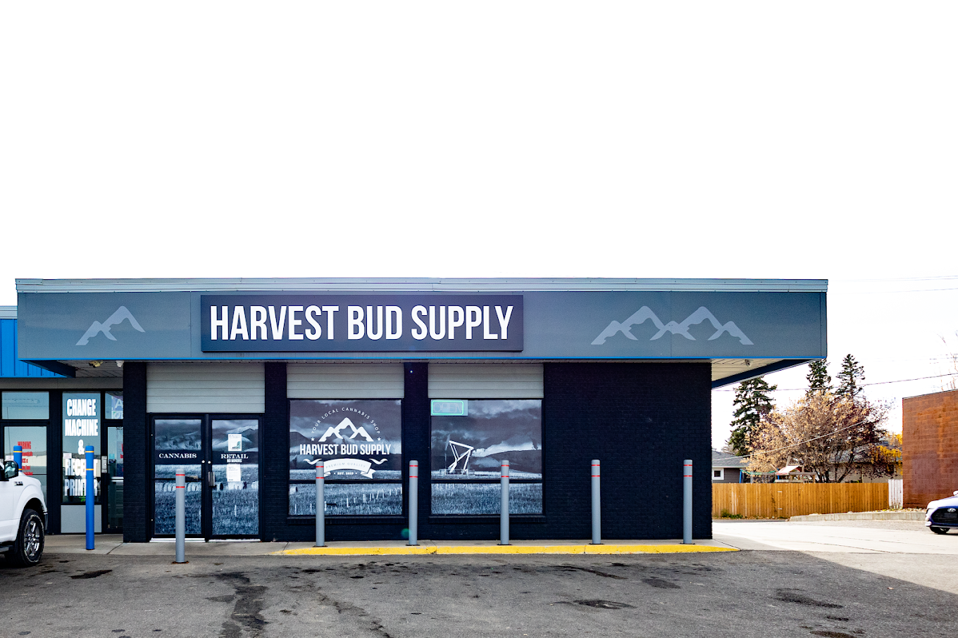 Harvest Bud Supply Cannabis - Taber - Harvest Bud Supply Cannabis - Taber store front