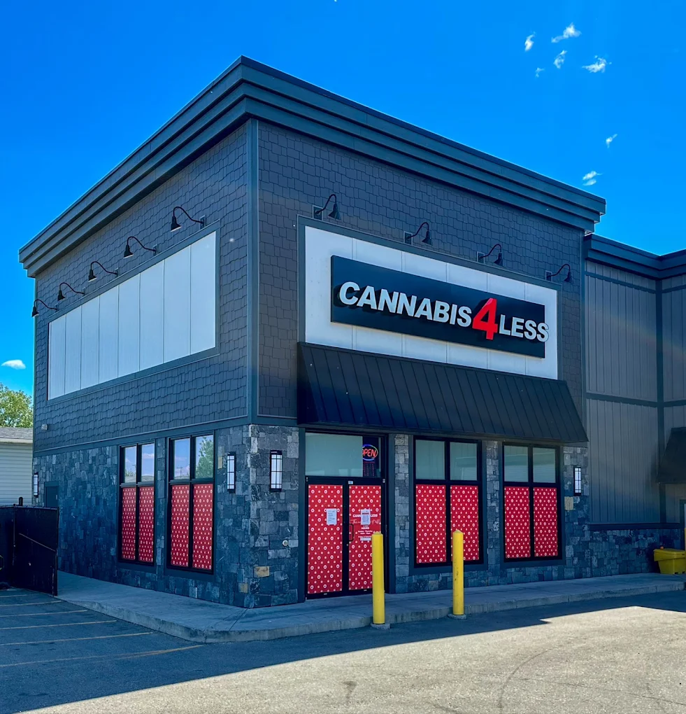 Cannabis 4 Less - Cannabis 4 Less - Clairmont store front
