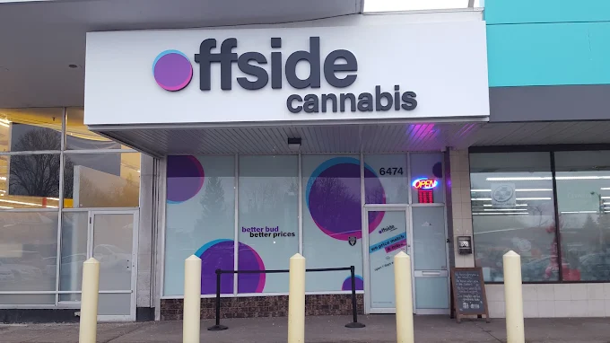Offside Cannabis - Lundy's store front