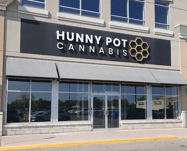 Hunny Pot Cannabis - Hunny Pot Cannabis - Hamilton Mountain store front