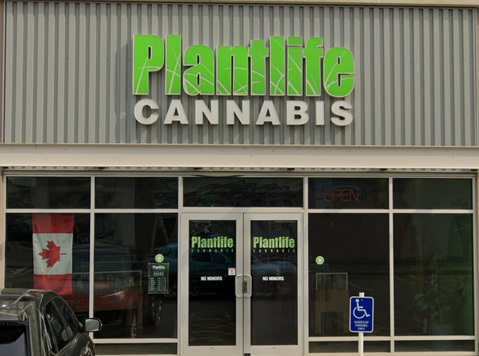 Plantlife Cannabis - Fort McMurray - Eagle Ridge store front