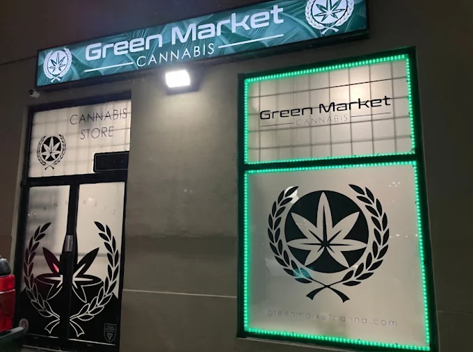 Green Market Cannabis - Green Market Cannabis - North Yoke store front