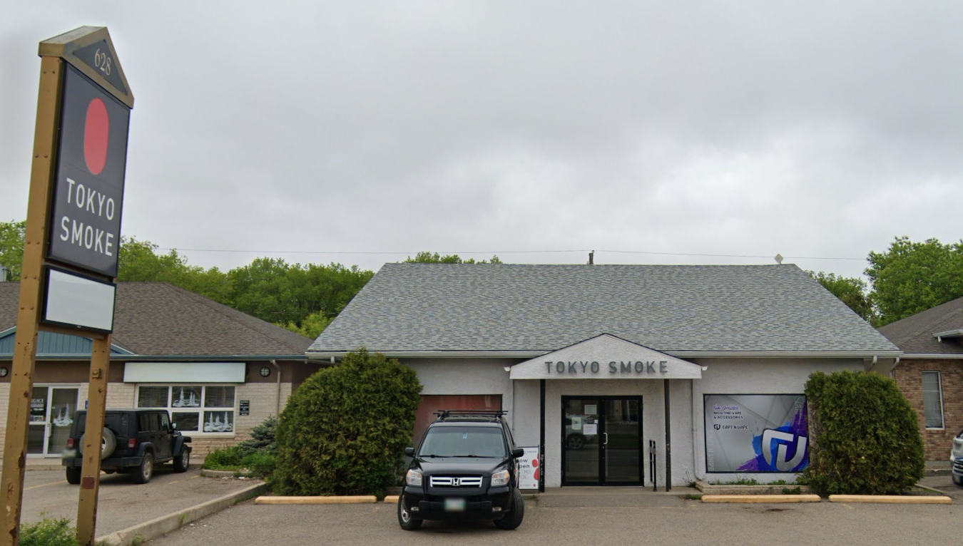 Tokyo Smoke - Tokyo Smoke - Brandon store front