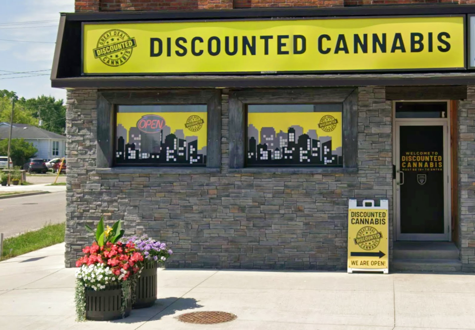 Discounted Cannabis - Discounted Cannabis - Essex store front