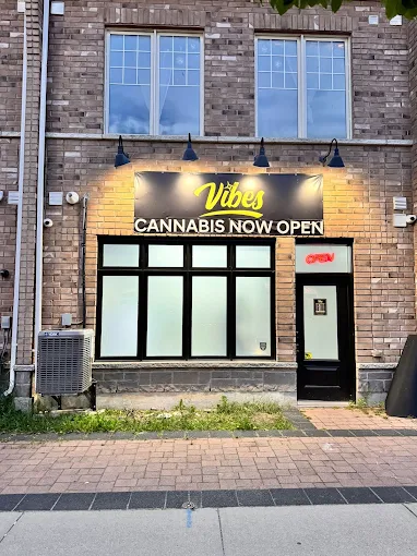 Vibe Cannabis - Vibe Cannabis - Brampton store front