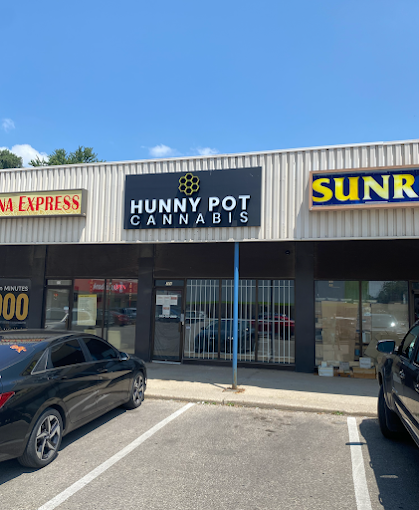 Hunny Pot Cannabis - Hunny Pot Cannabis - Guelph store front