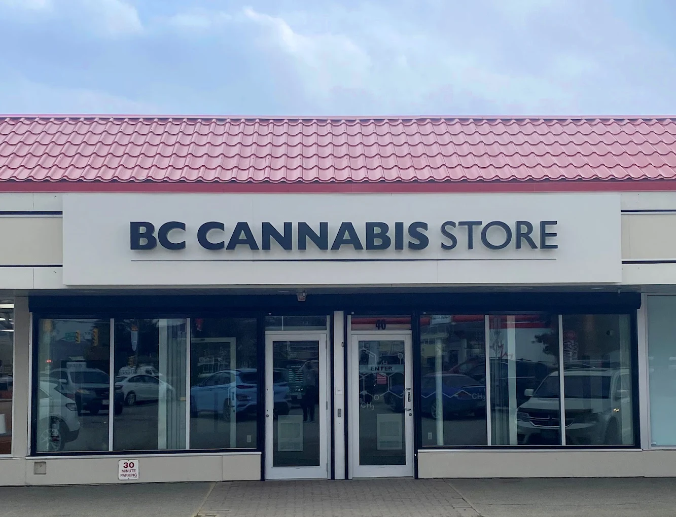 Club Cannabis - Club Cannabis - Kamloops store front