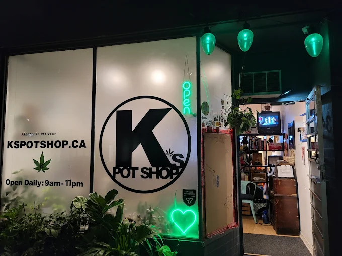 K's Pot Shop - K's Pot Shop store front