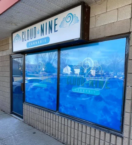 Cloud Nine Cannabis - Brantwood store front