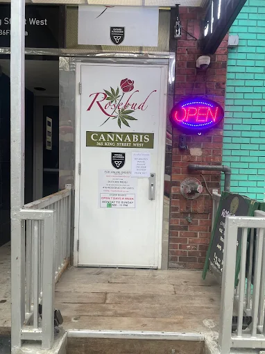 Rosebud Cannabis - Rosebud Cannabis - Toronto store front