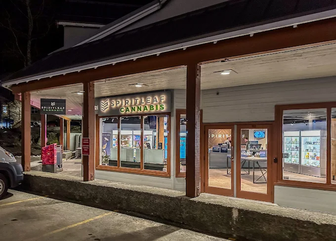 Spiritleaf - Spiritleaf - Whistler-Creekside store front