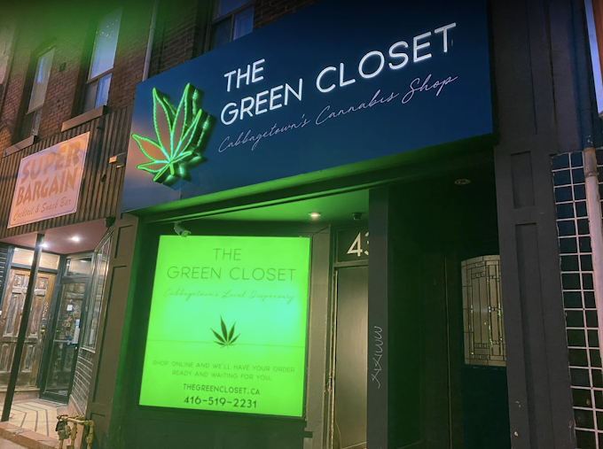 The Green Closet - The Green Closet store front