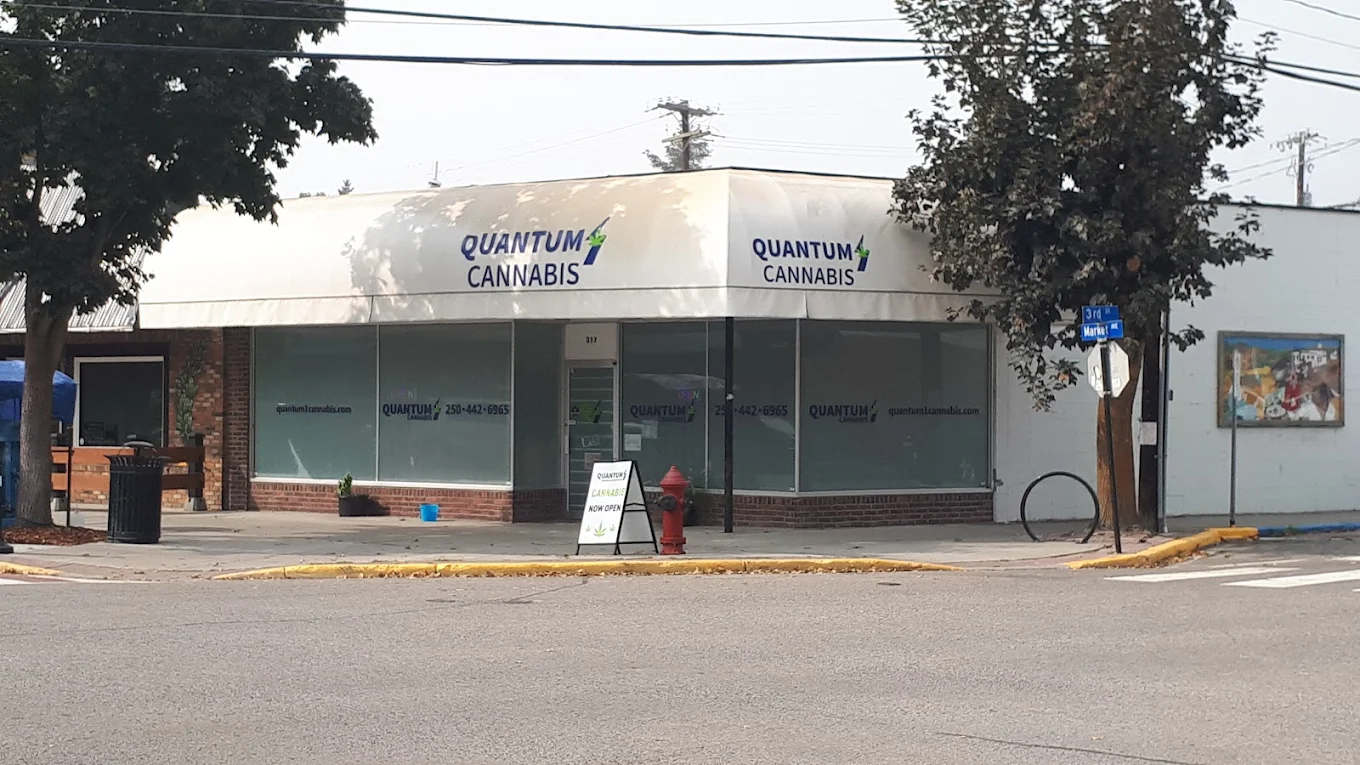 Quantum 1 Cannabis - Quantum 1 Cannabis - Grand Forks store front