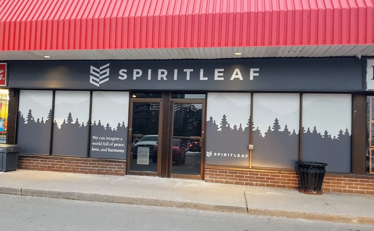 Spiritleaf - Spiritleaf - Oshawa store front