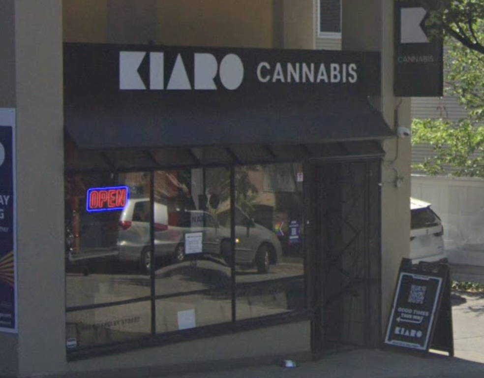Kiaro BC - Kiaro Weed - East Vancouver store front