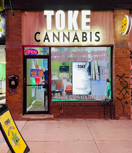Toke Cannabis - Toke Cannabis - Toronto store front