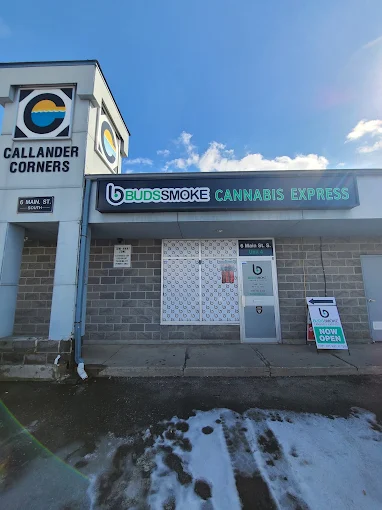 BUDSSMOKE - BUDSSMOKE - Callander store front