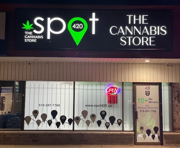 Spot420 - Spot420 - Orangeville store front