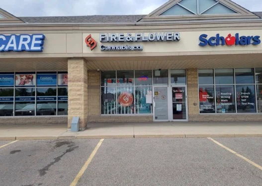Fire & Flower Cannabis Co. - Fire & Flower Cannabis Co. - Georgetown Mountainview store front