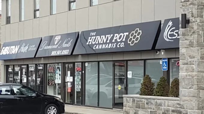 Hunny Pot Cannabis - Hunny Pot Cannabis - Stoney Creek store front