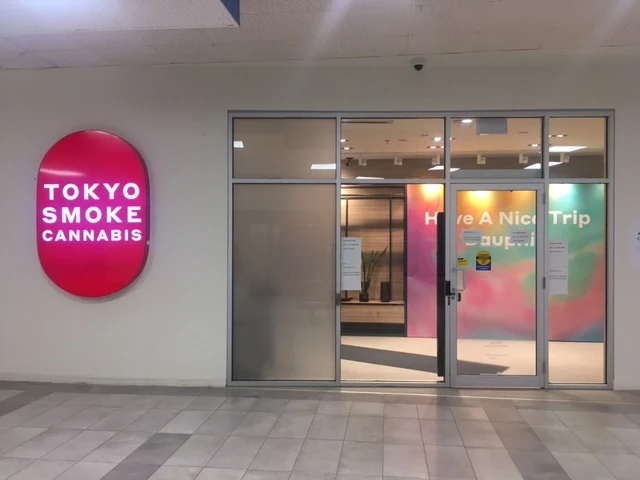 Tokyo Smoke - Tokyo Smoke - Dauphin Main store front