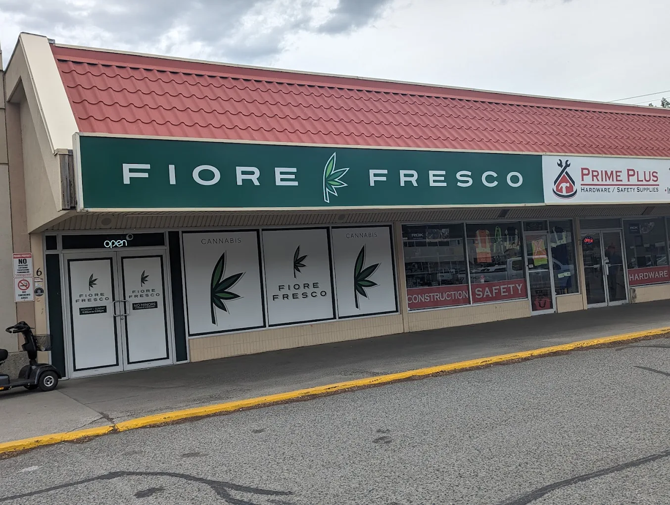Fiore Fresco - Fiore Fresco - Kamloops store front