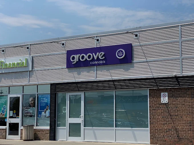 Groove Cannabis Co. - Groove Cannabis Co. - Cornwall store front