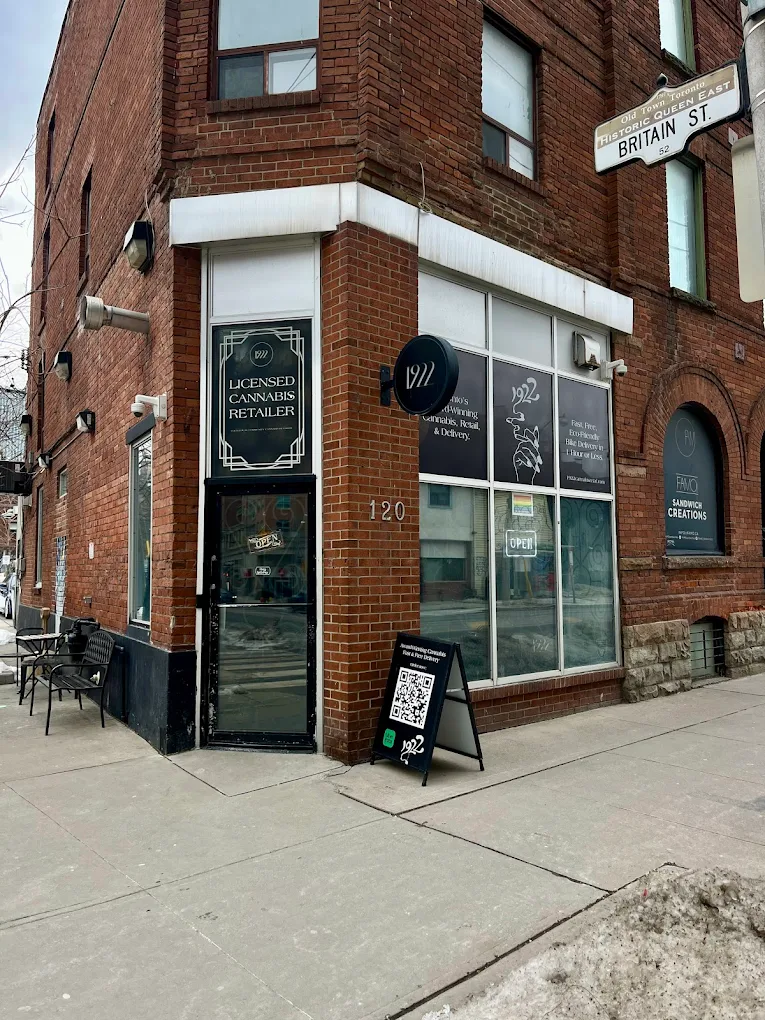 1922 Cannabis - 1922 Cannabis store front